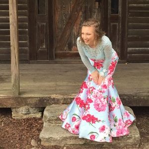 Meet your Posher, Emily